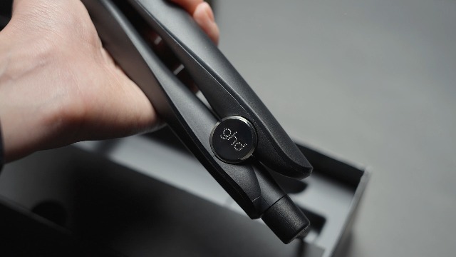 ghd Max Styler: Wide Ceramic Plates for Thick, Long Hair
